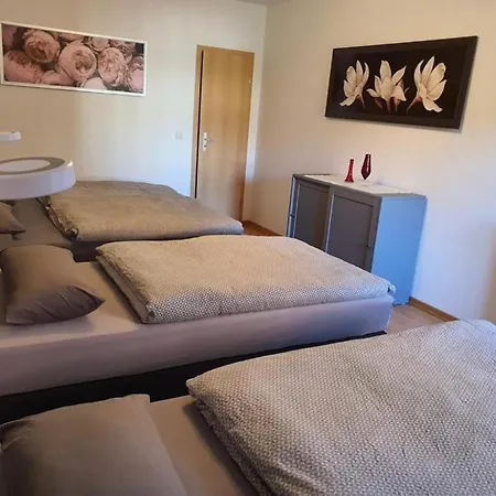 Apartment Ferienwohnung *